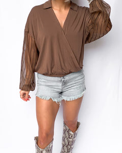 BRONZE STAR WRAP TOP