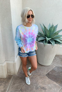 STARBURST TIE DYE PULLOVER