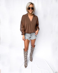 BRONZE STAR WRAP TOP