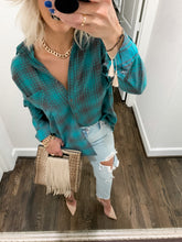 Load image into Gallery viewer, JADED PLAID BUTTON DOWN FLANNEL