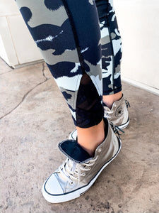 IN THE JUNGLE HIGH WAISTED LEGGINGS